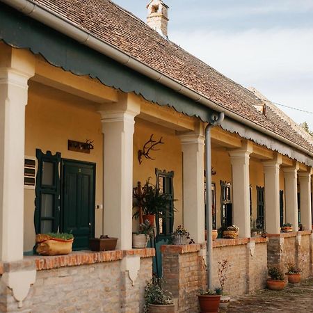 Tradicionalna Kuca Biljkinog Oca Lug Exterior foto